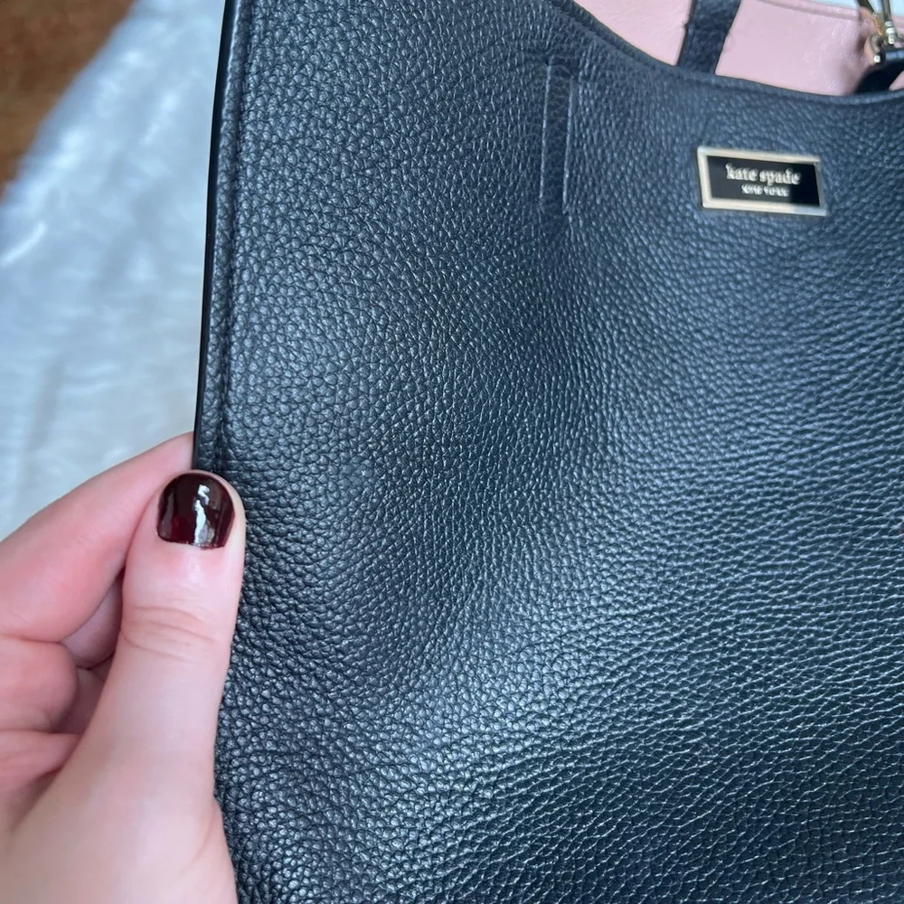 Kate Spade black leather boho basic cute contemporary crossbody purse bag